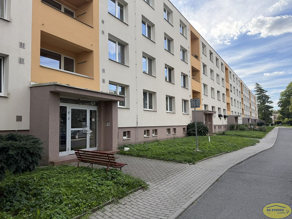 Pronájem bytu 1+1 38 m²